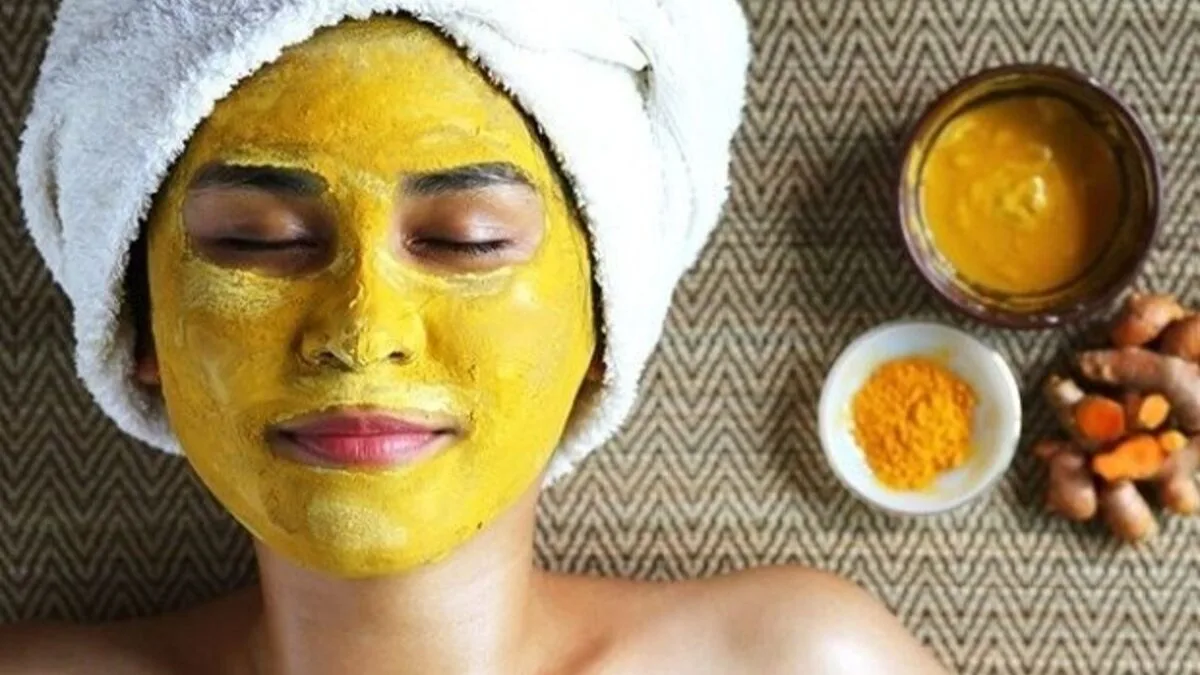 Corn Flour Face Packs: If you want to get moon like glow on your face, then try these corn flour face packs