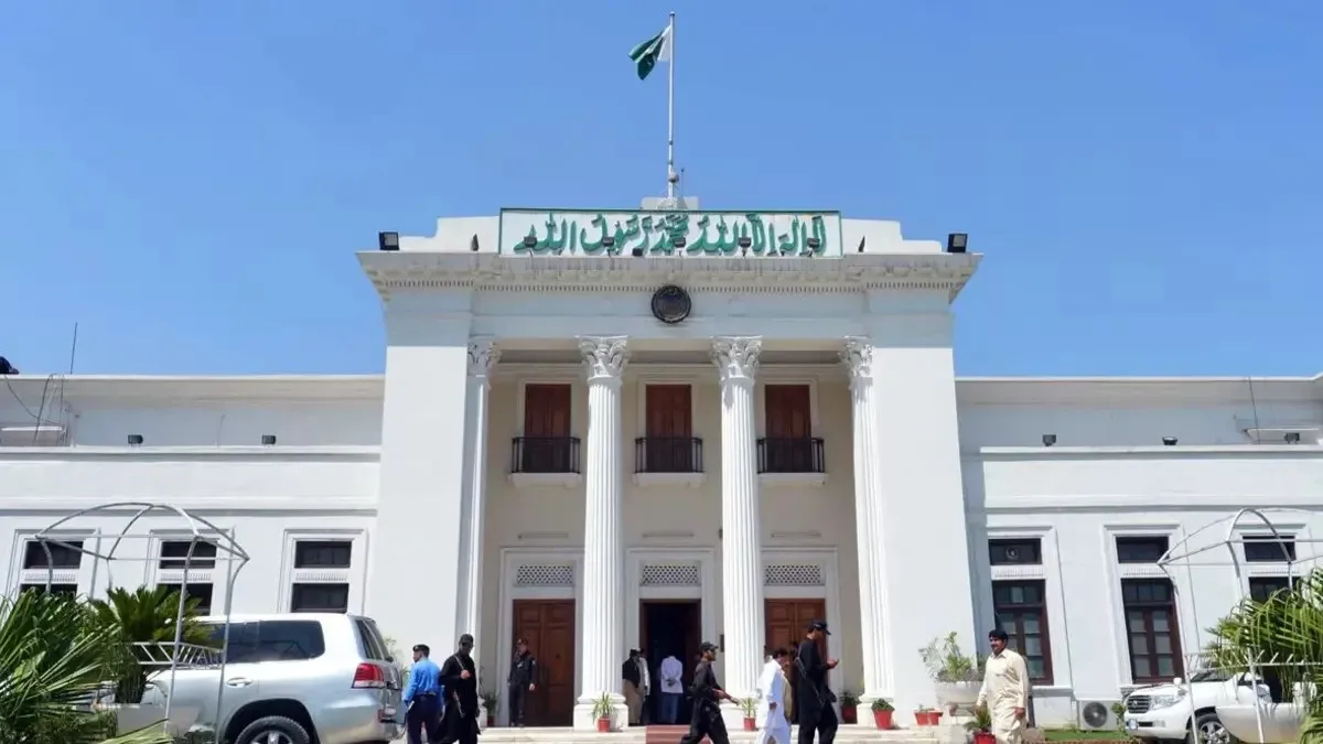 Pakistan: Shoe and lota thrown at female MLA in Khyber Pakhtunkhwa Assembly, allegations of attack on PTI workers