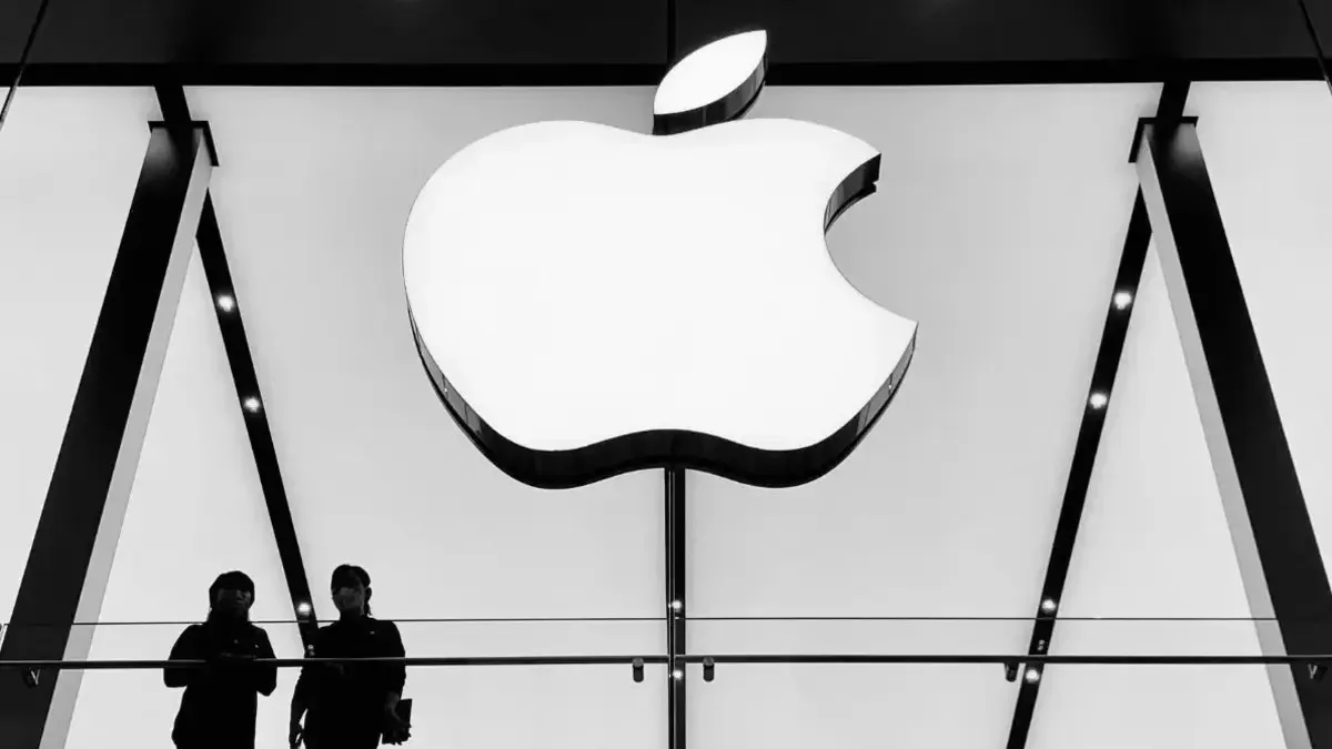 Apple buys AI startup, plans to challenge Google and Microsoft