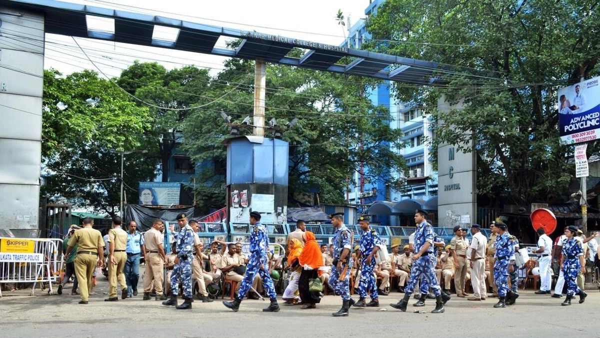 TMC MP Sukhendu Roy Summoned by Kolkata Police for Demanding Arrests in Doctor Rape-Murder Case