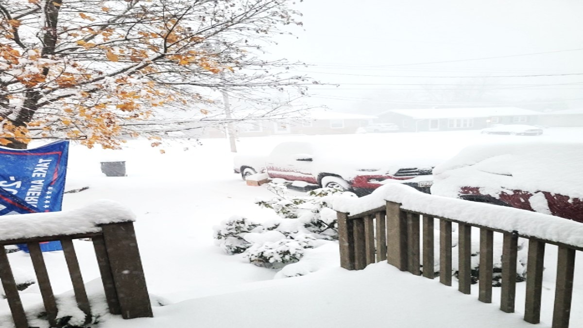 Heavy Snowstorms Set to Blanket Upstate New York and Northern Michigan